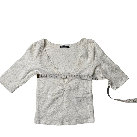 Zara Women's White Lace Crop Top, size Small - Picture 5 of 7